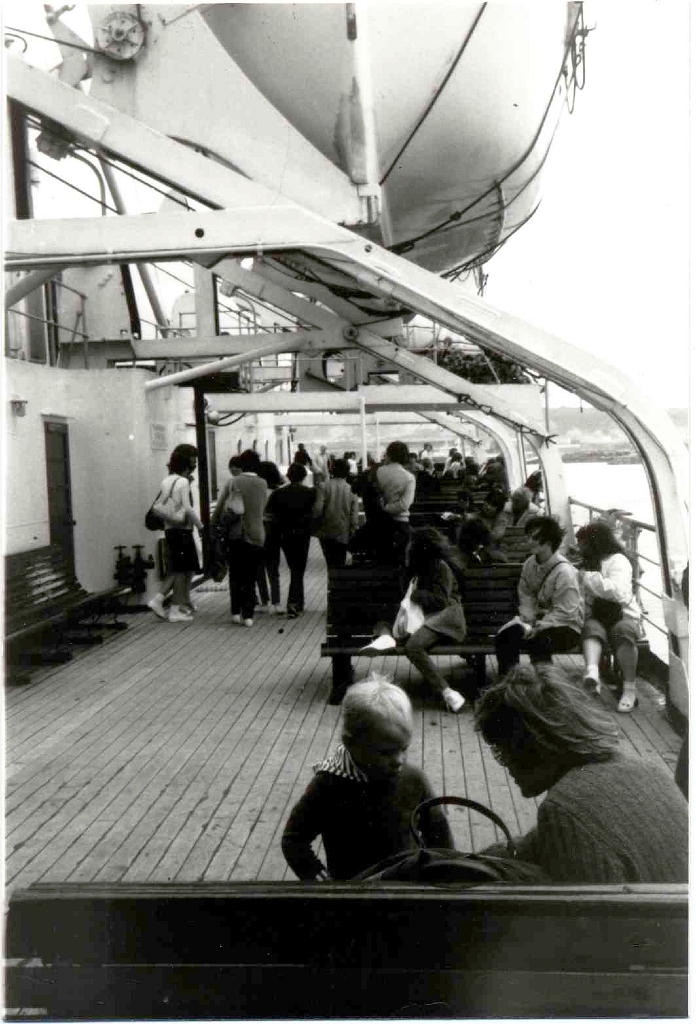 19810618 MAID OF KENT'S Last Voyage from Cherbourg to Southampton 04.jpg